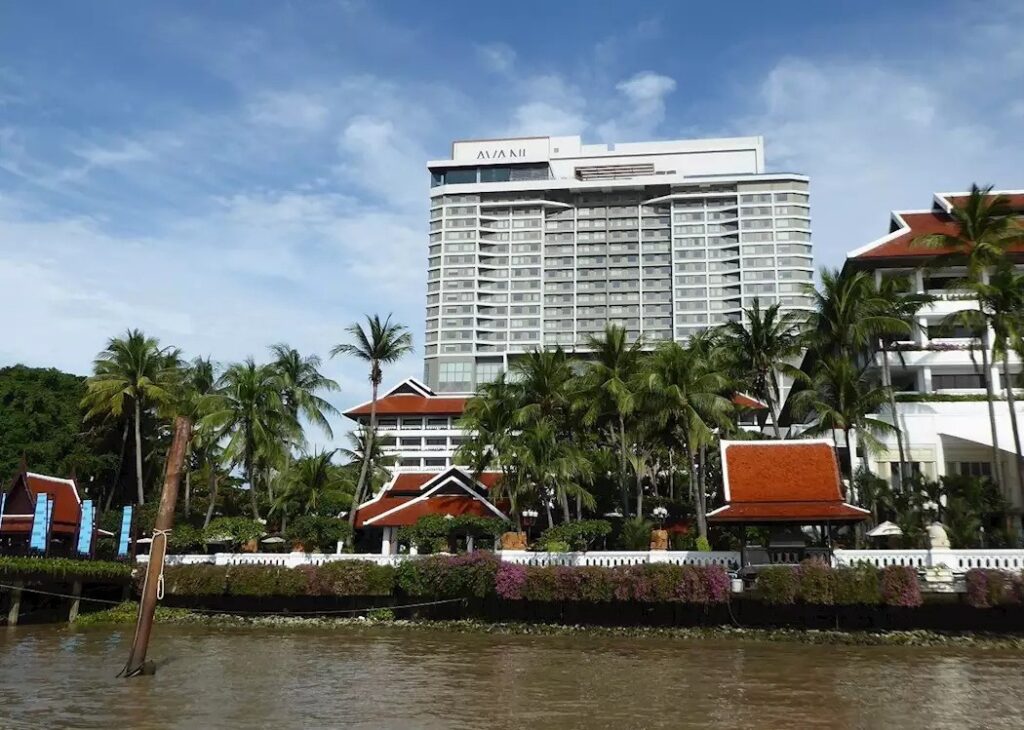 Avani Plus Rieverside, view from the river