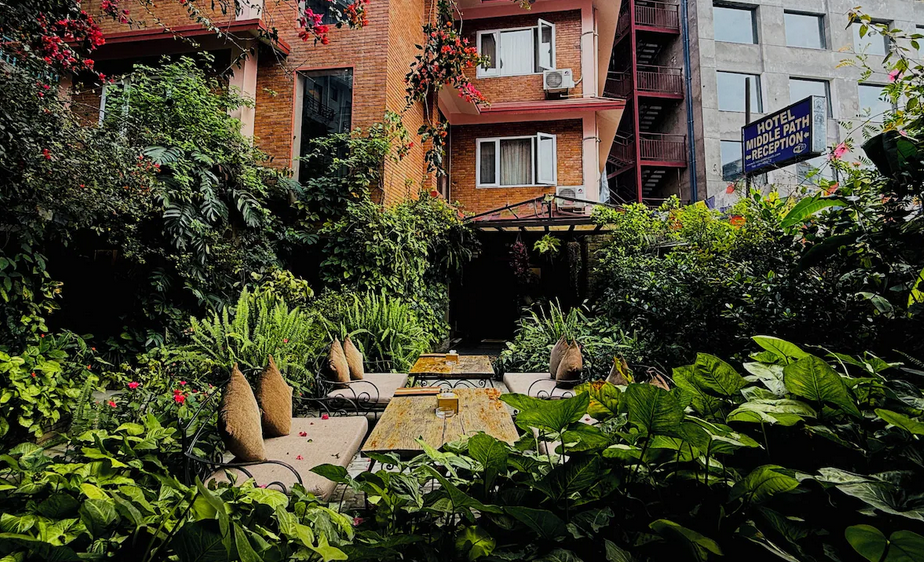 Lush Garden Entrance To Hotel Middle Path & Spa