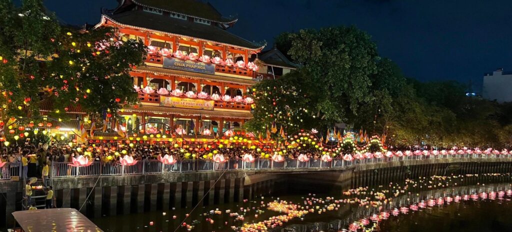 Where To Stay In Ho Chi Minh City 20 Street View Of Chùa Pháp Hoa, Phu Nhuan, And The Canal At Night