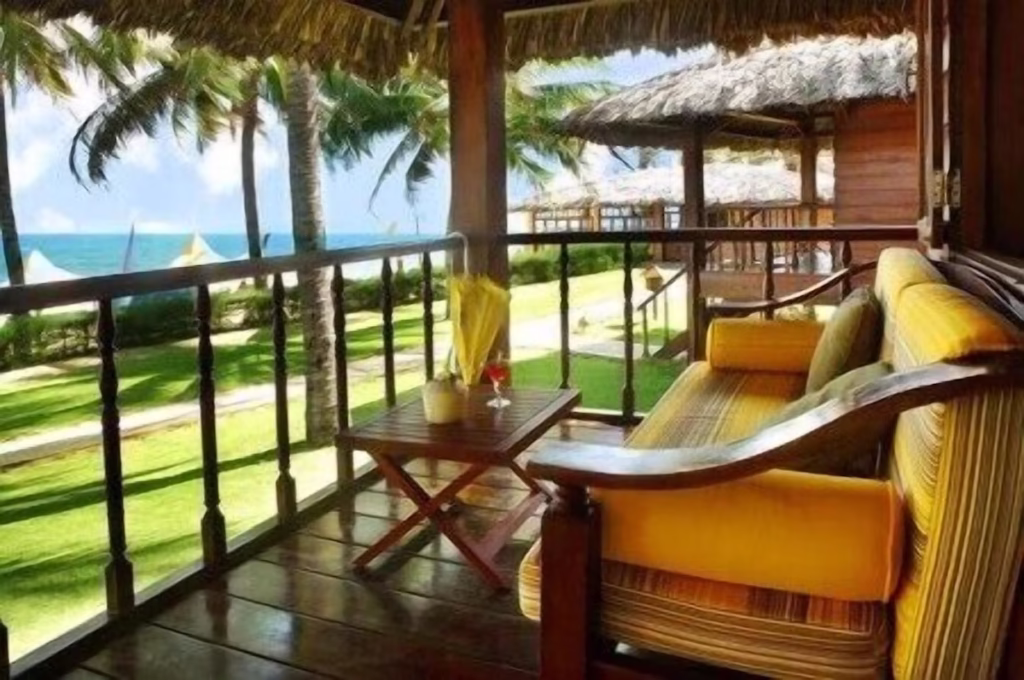 CocoPalm beach resort, privacy and comfort 10 meters from the beach