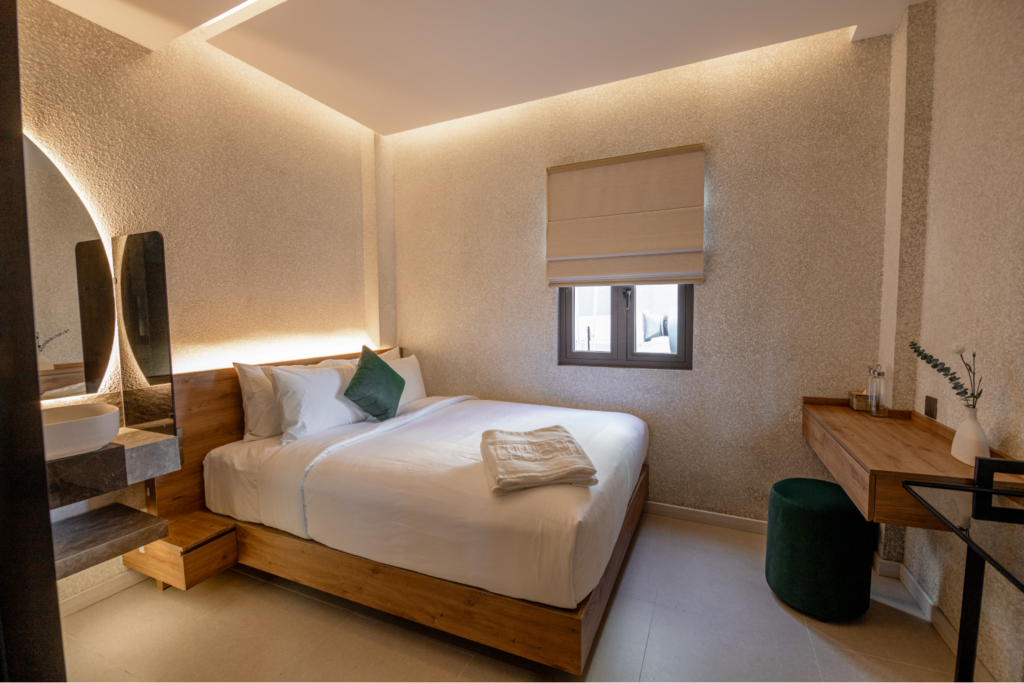 Where To Stay In Ho Chi Minh City 26 The Common Room Project Saigon, Double Room With A Desk And Private Bathroom