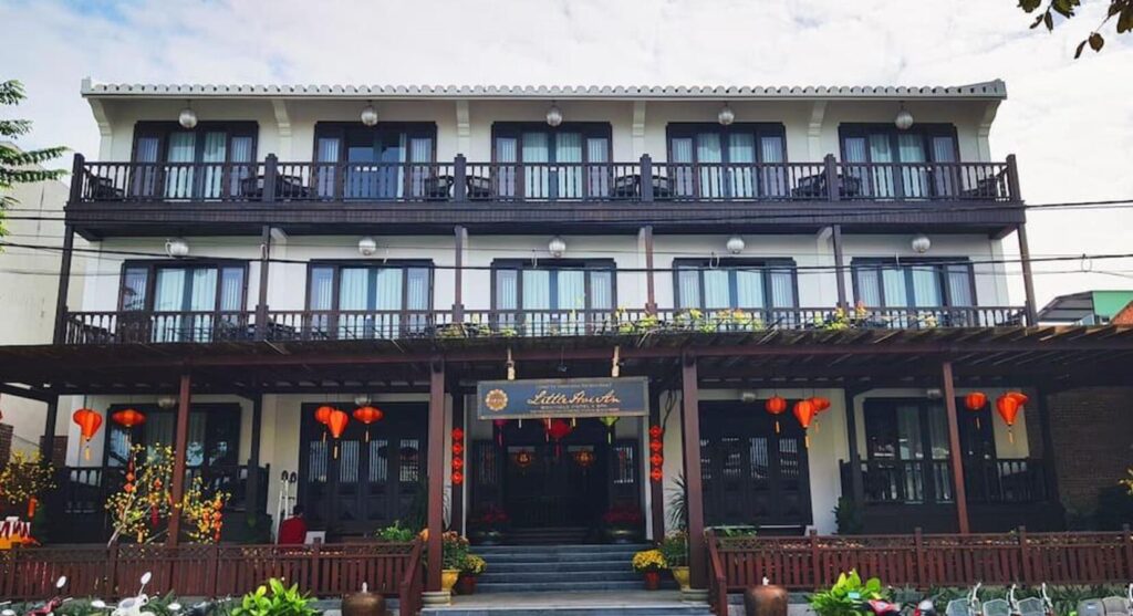 Little Hoi An Boutique, outisde view of tradional architecture and wood finishing