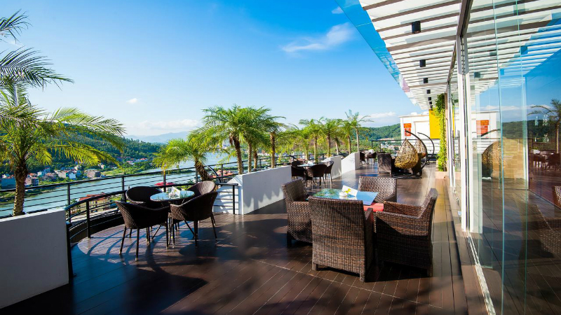 Hotel Soliel, with a sunny view of the bay