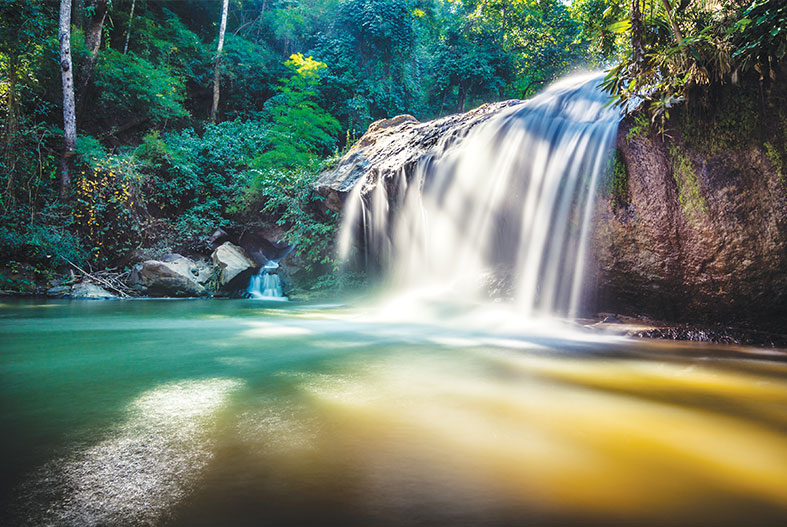 Mae Sa Waterfall in Chiang Mai with jungle surroundings and clear water pool