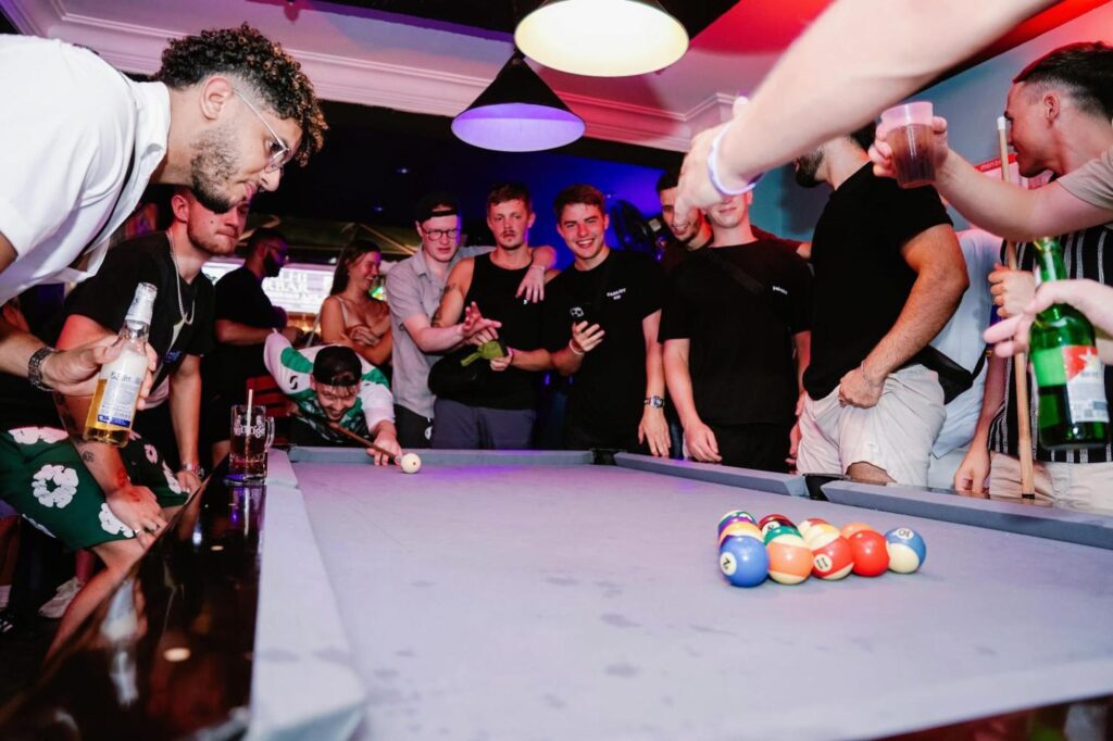 The Hideout Hostel Saigon, common area with pool table